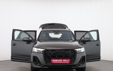 Audi Q7, 2025 год, 12 500 000 рублей, 16 фотография