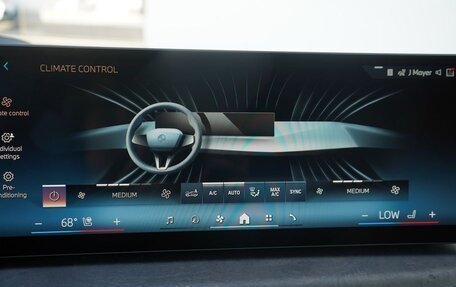 BMW X7, 2025 год, 14 270 670 рублей, 16 фотография