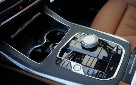 BMW X7, 2025 год, 14 270 670 рублей, 17 фотография