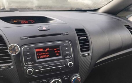 KIA Cerato III, 2013 год, 990 000 рублей, 4 фотография