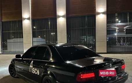 BMW 7 серия, 2000 год, 999 999 рублей, 3 фотография