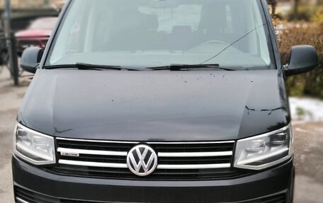 Volkswagen Multivan T6 рестайлинг, 2018 год, 3 700 000 рублей, 3 фотография