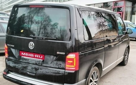 Volkswagen Multivan T6 рестайлинг, 2018 год, 3 700 000 рублей, 8 фотография