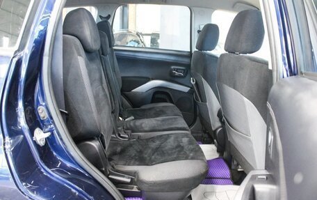 Mitsubishi Outlander III рестайлинг 3, 2011 год, 8 фотография