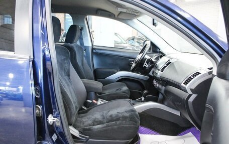 Mitsubishi Outlander III рестайлинг 3, 2011 год, 9 фотография