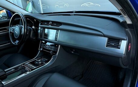 Jaguar XF II, 2018 год, 2 095 700 рублей, 8 фотография