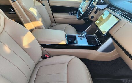 Land Rover Range Rover IV рестайлинг, 2025 год, 18 477 710 рублей, 12 фотография