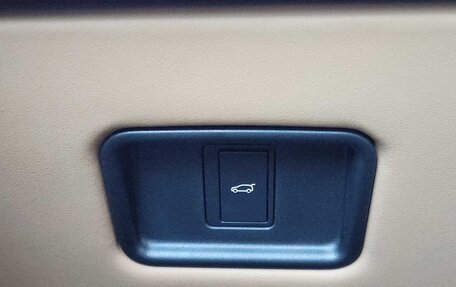 Land Rover Range Rover IV рестайлинг, 2025 год, 18 477 710 рублей, 21 фотография