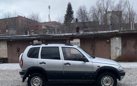 Chevrolet Niva I рестайлинг, 2006 год, 285 000 рублей, 2 фотография