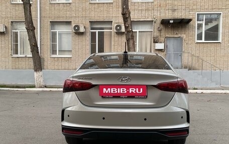 Hyundai Solaris II рестайлинг, 2020 год, 1 550 000 рублей, 4 фотография