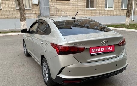 Hyundai Solaris II рестайлинг, 2020 год, 1 550 000 рублей, 8 фотография