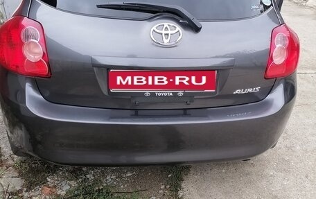 Toyota Auris II, 2009 год, 1 050 000 рублей, 1 фотография