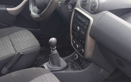 Renault Duster I рестайлинг, 2014 год, 1 000 000 рублей, 6 фотография