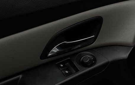 Chevrolet Cruze II, 2011 год, 599 999 рублей, 12 фотография