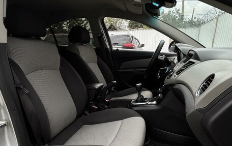 Chevrolet Cruze II, 2011 год, 599 999 рублей, 8 фотография