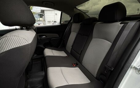 Chevrolet Cruze II, 2011 год, 599 999 рублей, 9 фотография