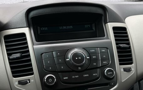 Chevrolet Cruze II, 2011 год, 599 999 рублей, 16 фотография