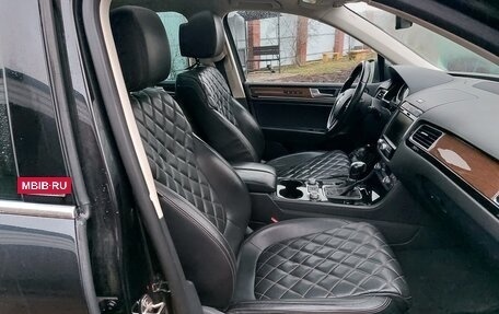 Volkswagen Touareg III, 2017 год, 3 350 000 рублей, 13 фотография