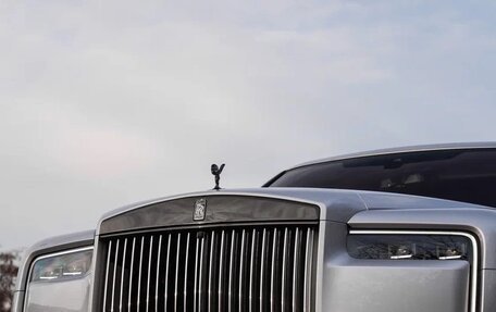 Rolls-Royce Cullinan, 2025 год, 83 000 000 рублей, 3 фотография