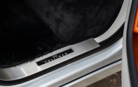 Rolls-Royce Cullinan, 2025 год, 83 000 000 рублей, 12 фотография
