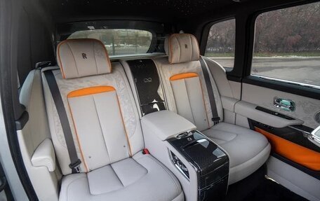 Rolls-Royce Cullinan, 2025 год, 83 000 000 рублей, 23 фотография