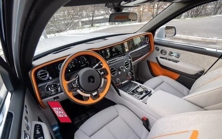 Rolls-Royce Cullinan, 2025 год, 83 000 000 рублей, 24 фотография