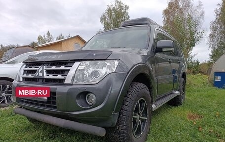 Mitsubishi Pajero IV, 2012 год, 2 300 000 рублей, 2 фотография