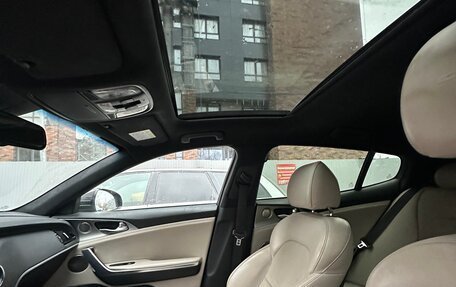 KIA Stinger I, 2018 год, 3 000 000 рублей, 13 фотография