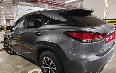 Lexus RX IV рестайлинг, 2020 год, 6 500 000 рублей, 10 фотография