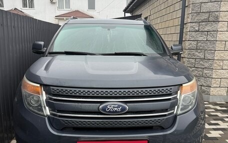 Ford Explorer VI, 2014 год, 1 300 000 рублей, 3 фотография