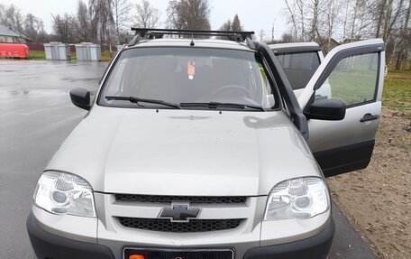Chevrolet Niva I рестайлинг, 2016 год, 700 000 рублей, 4 фотография