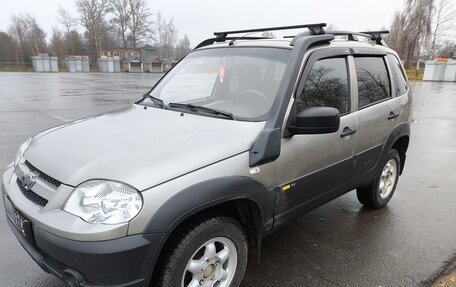 Chevrolet Niva I рестайлинг, 2016 год, 700 000 рублей, 5 фотография