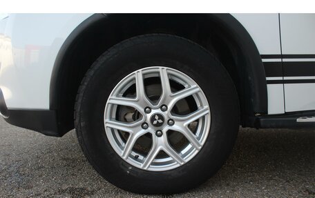 Mitsubishi Outlander III рестайлинг 3, 2012 год, 1 280 000 рублей, 12 фотография