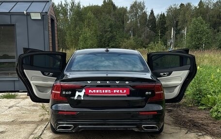 Volvo S60 III, 2021 год, 3 800 000 рублей, 5 фотография