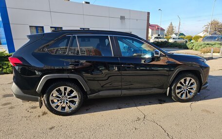 Toyota RAV4, 2021 год, 4 200 000 рублей, 4 фотография