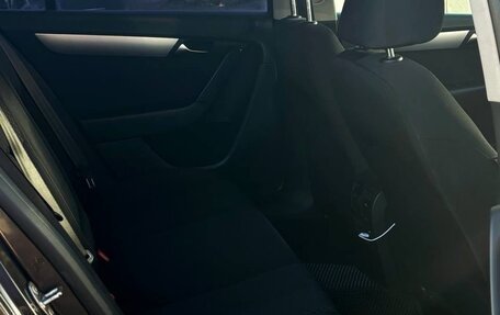 Volkswagen Passat B7, 2011 год, 900 000 рублей, 10 фотография