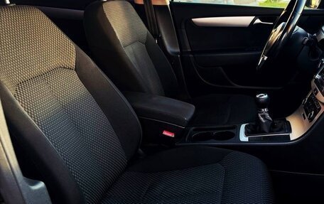 Volkswagen Passat B7, 2011 год, 900 000 рублей, 8 фотография