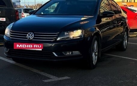 Volkswagen Passat B7, 2011 год, 900 000 рублей, 3 фотография