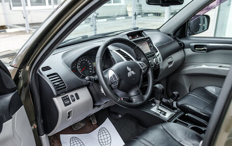 Mitsubishi Pajero Sport II рестайлинг, 2014 год, 1 645 000 рублей, 9 фотография