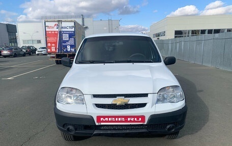 Chevrolet Niva I рестайлинг, 2016 год, 535 000 рублей, 2 фотография