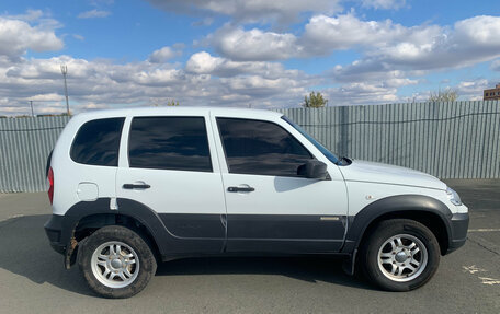 Chevrolet Niva I рестайлинг, 2016 год, 535 000 рублей, 4 фотография