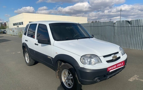 Chevrolet Niva I рестайлинг, 2016 год, 535 000 рублей, 3 фотография
