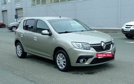 Renault Sandero II рестайлинг, 2018 год, 899 000 рублей, 3 фотография