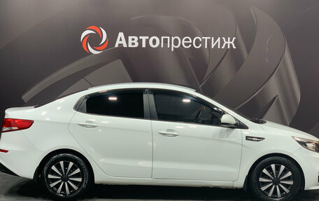 KIA Rio III рестайлинг, 2016 год, 950 000 рублей, 4 фотография