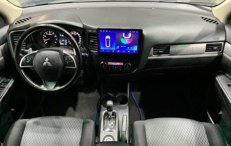 Mitsubishi Outlander III рестайлинг 3, 2012 год, 1 410 000 рублей, 9 фотография