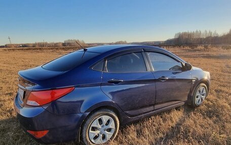 Hyundai Solaris II рестайлинг, 2015 год, 850 000 рублей, 10 фотография