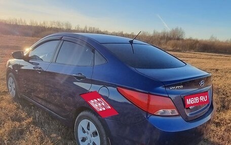 Hyundai Solaris II рестайлинг, 2015 год, 850 000 рублей, 9 фотография