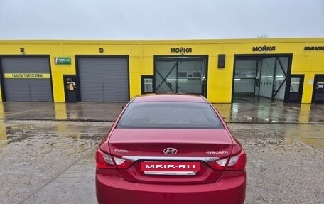 Hyundai Sonata VI, 2010 год, 810 000 рублей, 14 фотография