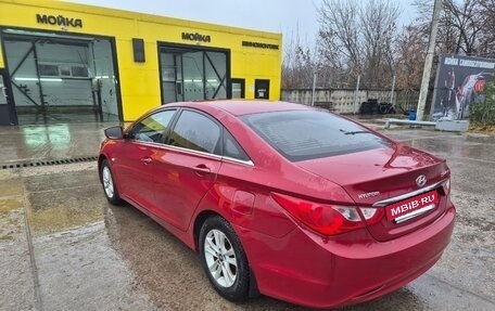 Hyundai Sonata VI, 2010 год, 810 000 рублей, 11 фотография