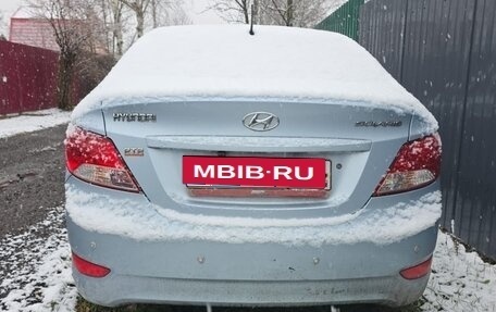 Hyundai Solaris II рестайлинг, 2012 год, 700 000 рублей, 3 фотография